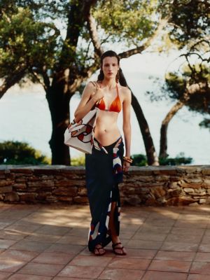 エルメスの公式オンラインストア | Hermès - エルメス-公式サイト
